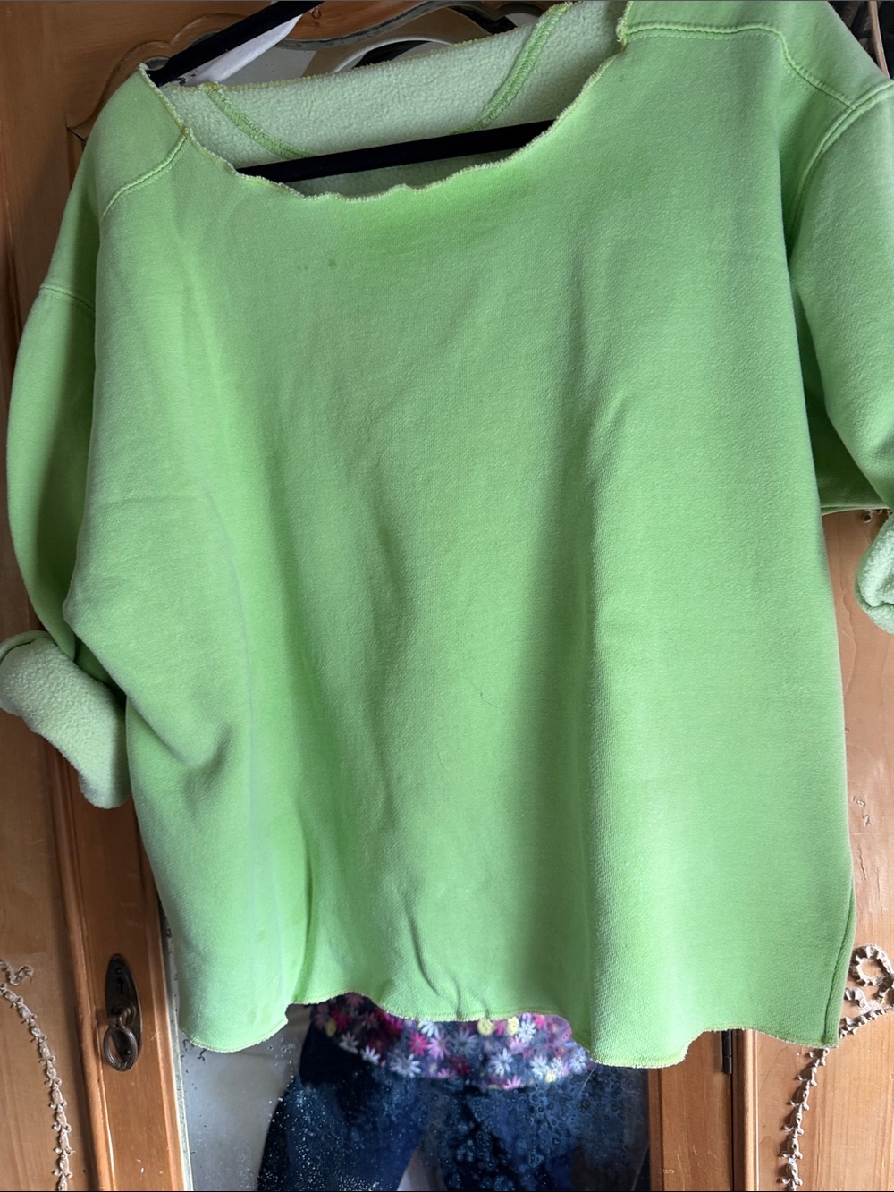 Source Unknown Light Green Women's Pullover Sweatshirt great layering piece.